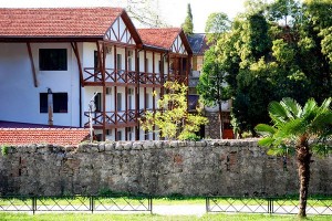 abaata_hotel_gagra