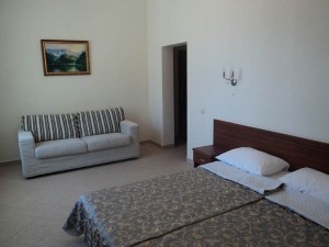 rayda-poluluxe-room-gagra